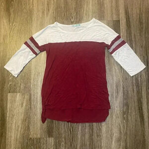 Womens Maurices Red 3/4 Sleeve Tee - S